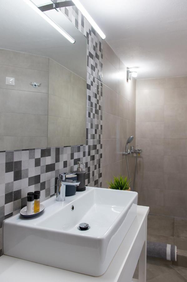 Grey House Villa Exámbela Екстериор снимка