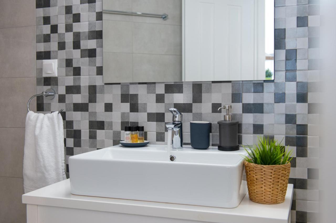 Grey House Villa Exámbela Екстериор снимка
