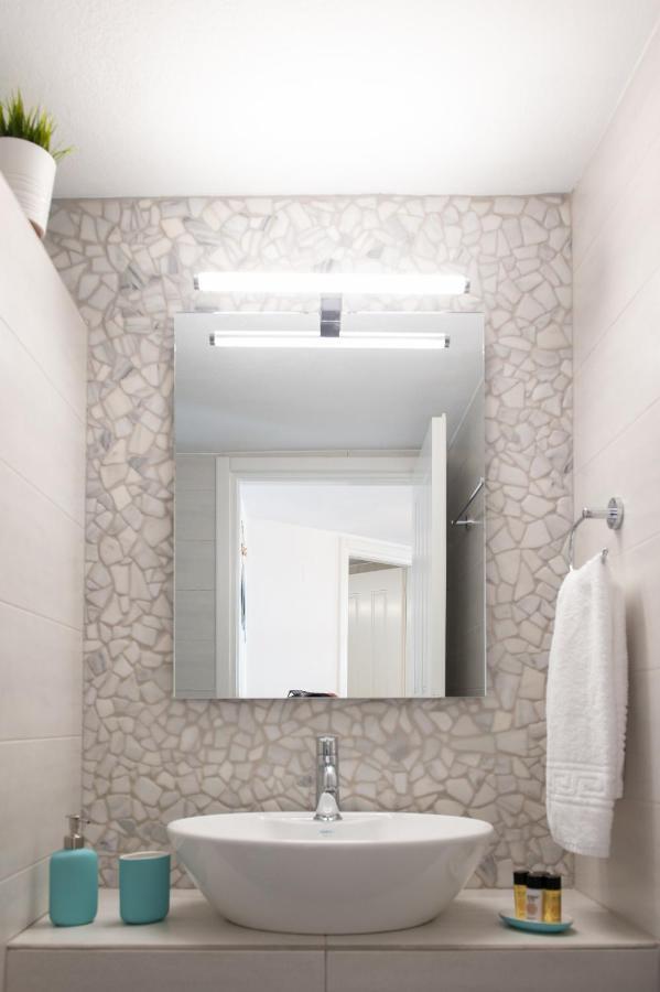 Grey House Villa Exámbela Екстериор снимка