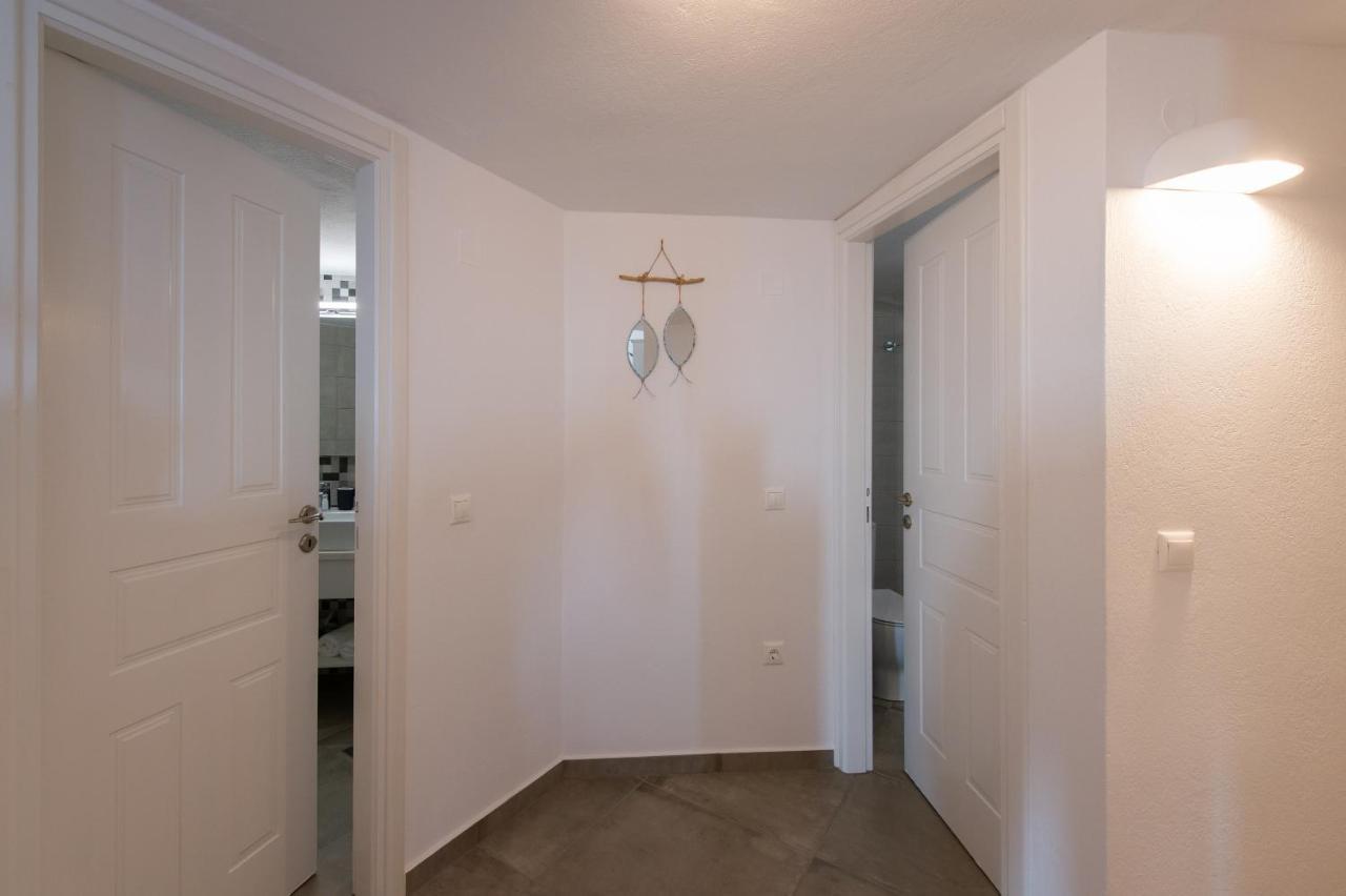 Grey House Villa Exámbela Екстериор снимка