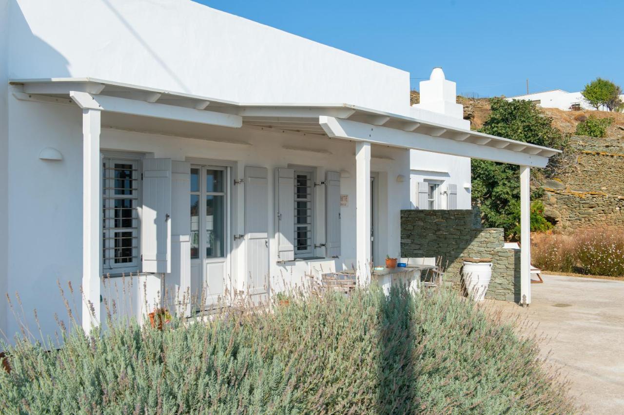 Grey House Villa Exámbela Екстериор снимка